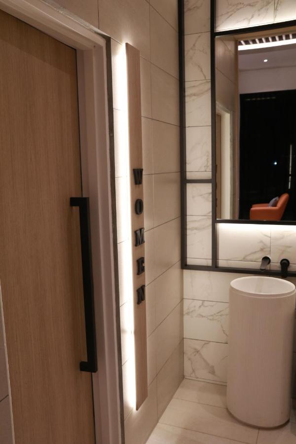 Otel Hotel Suite Sibu Exterior foto