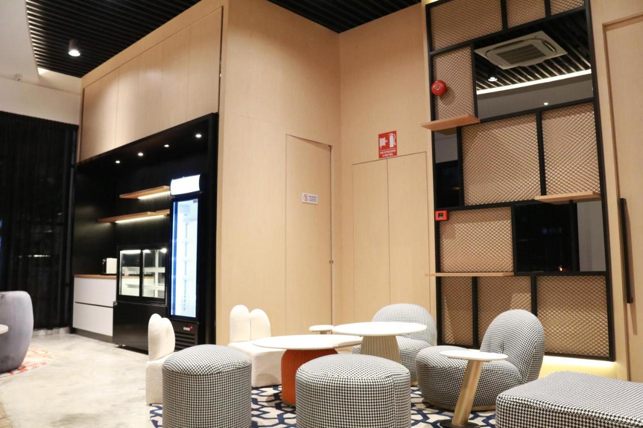 Otel Hotel Suite Sibu Exterior foto