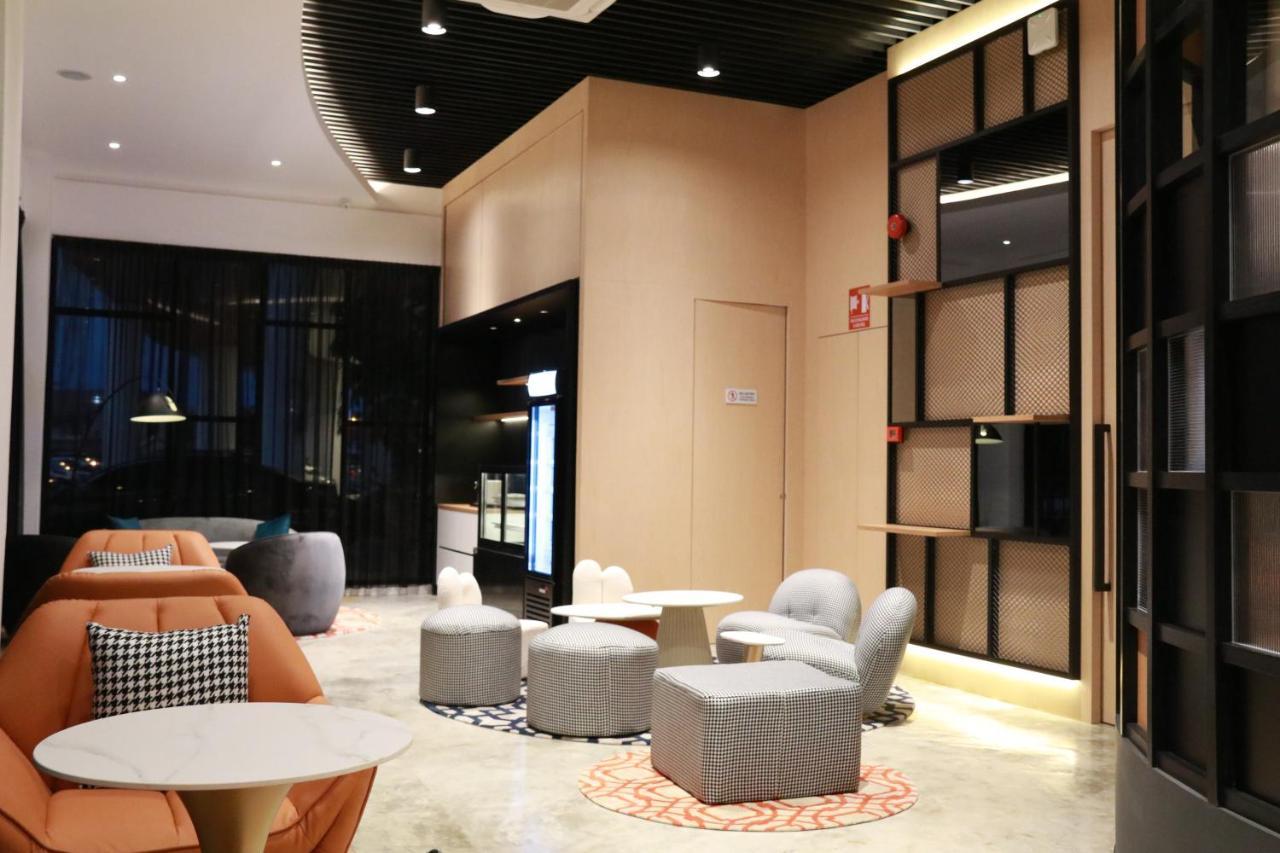 Otel Hotel Suite Sibu Exterior foto