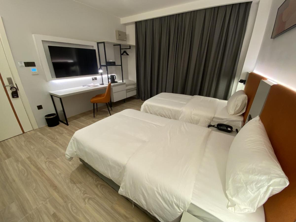 Otel Hotel Suite Sibu Exterior foto